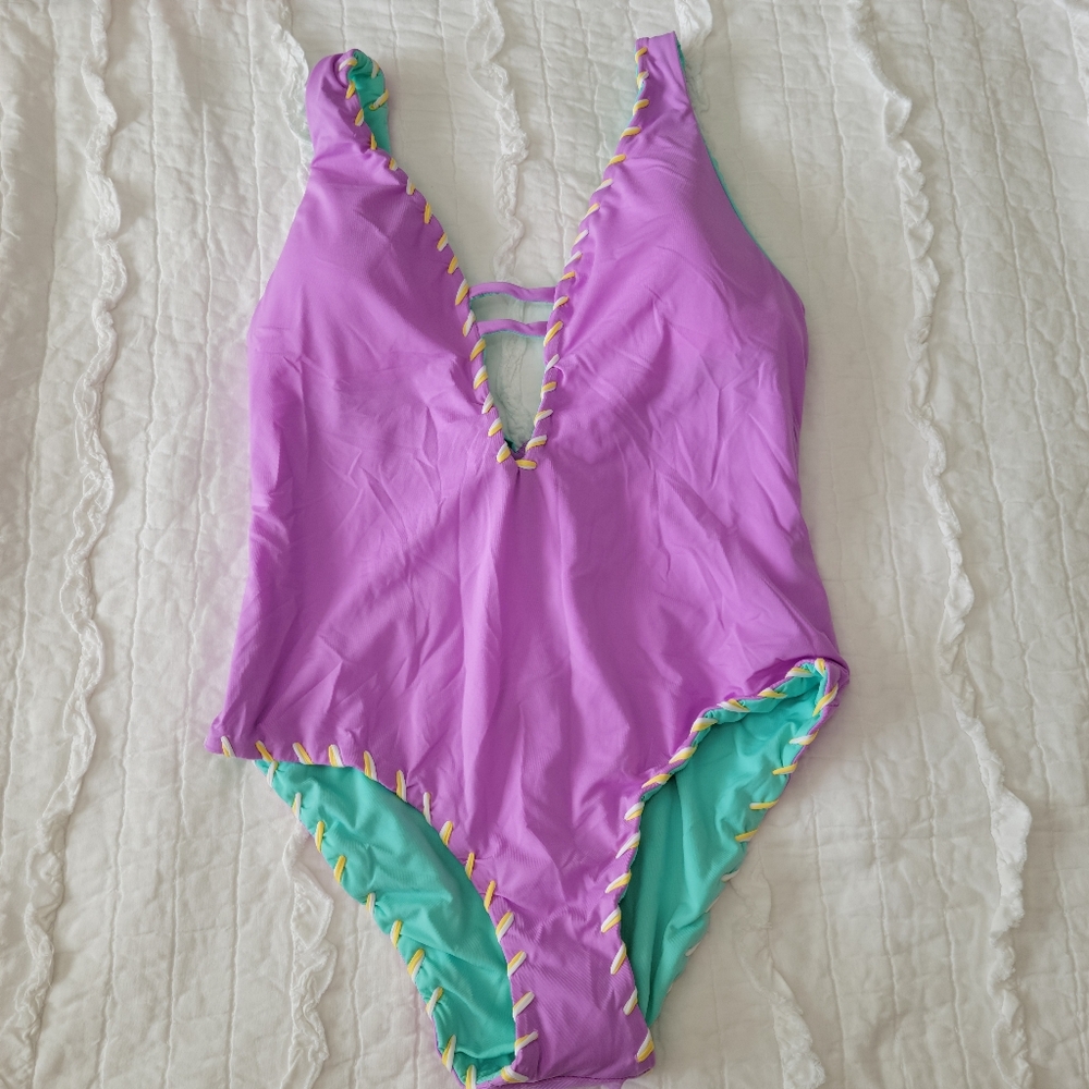 Becca Reversible Deep V Lacie Swimsuit M Aqua & Lilac NWT 🧜🏽‍♀️ Mermaid Colors - Picture 10 of 10